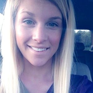 Meet your Posher, Lacy